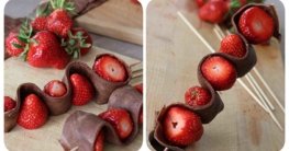 Crepes Fruchtspieß mit Erdbeeren